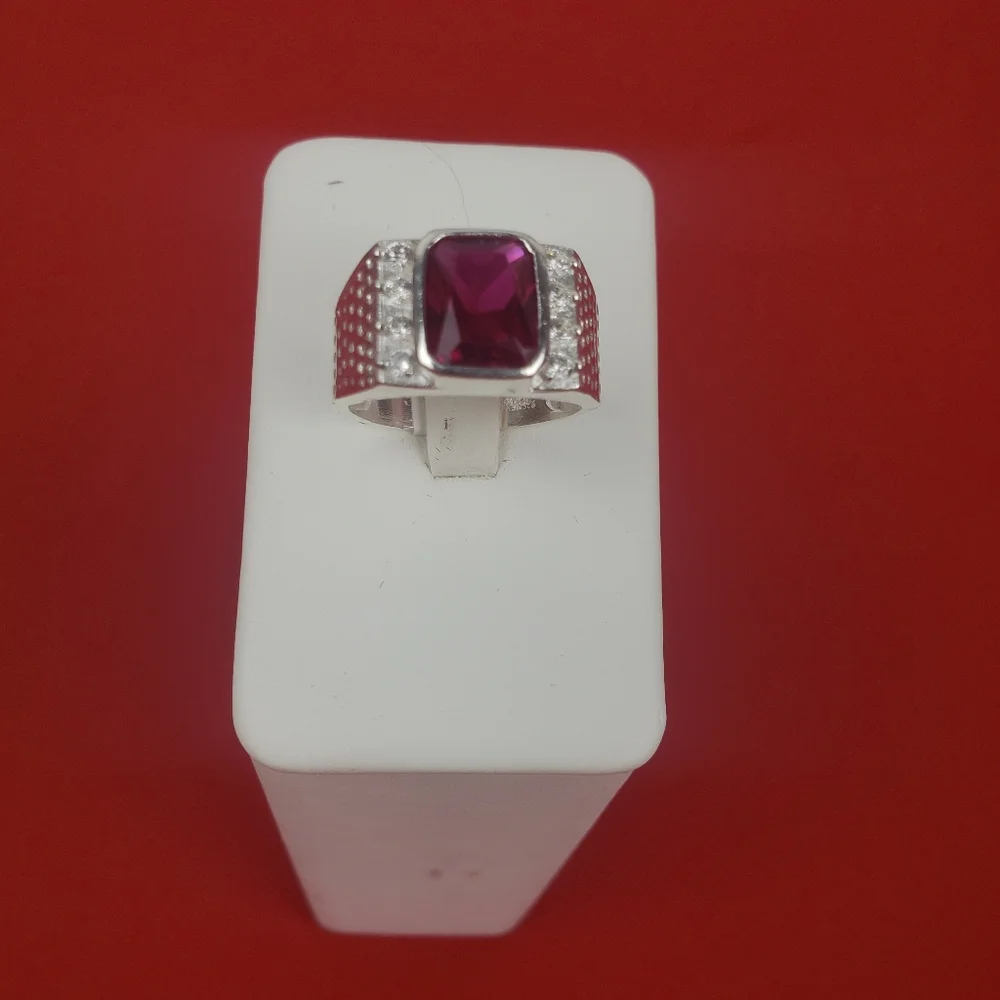 925 sterling‎ silver with Red / White zircon stones mens ring size 8 - Picture 2 of 12